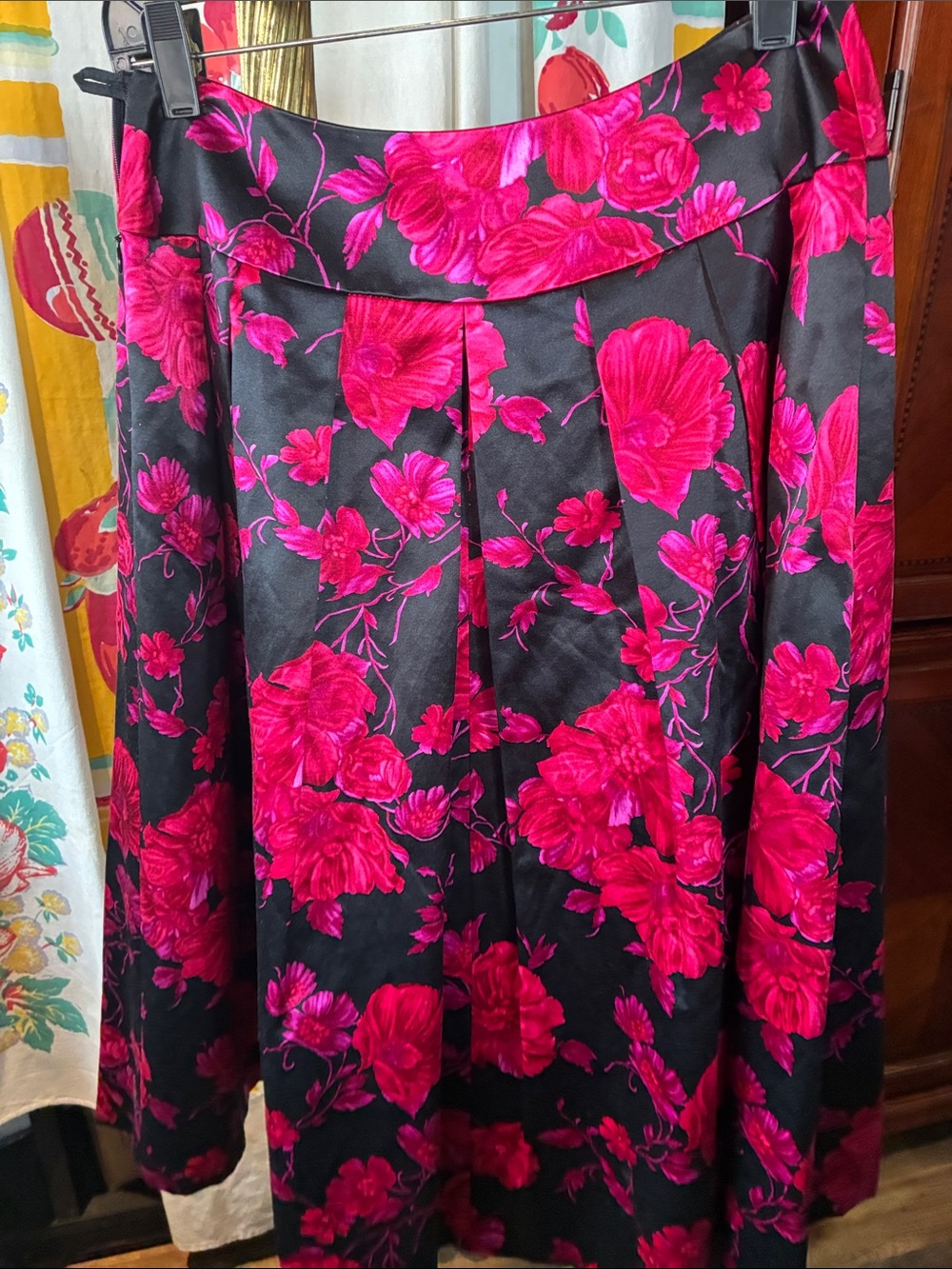 Talbots Women's Black Skirt with Fuchsia Floral pattern - Picture 5 of 5